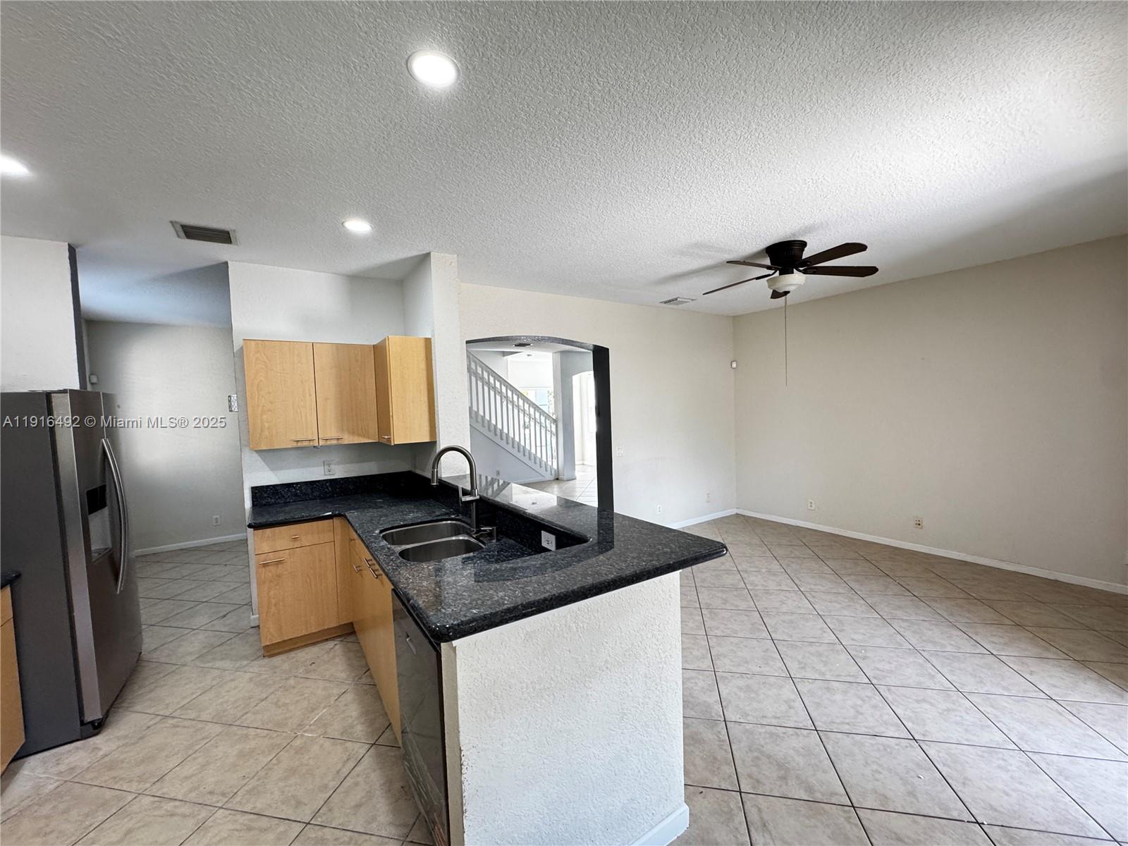 SECTOR 2-PARCELS 12 13 14 - Residential Lease