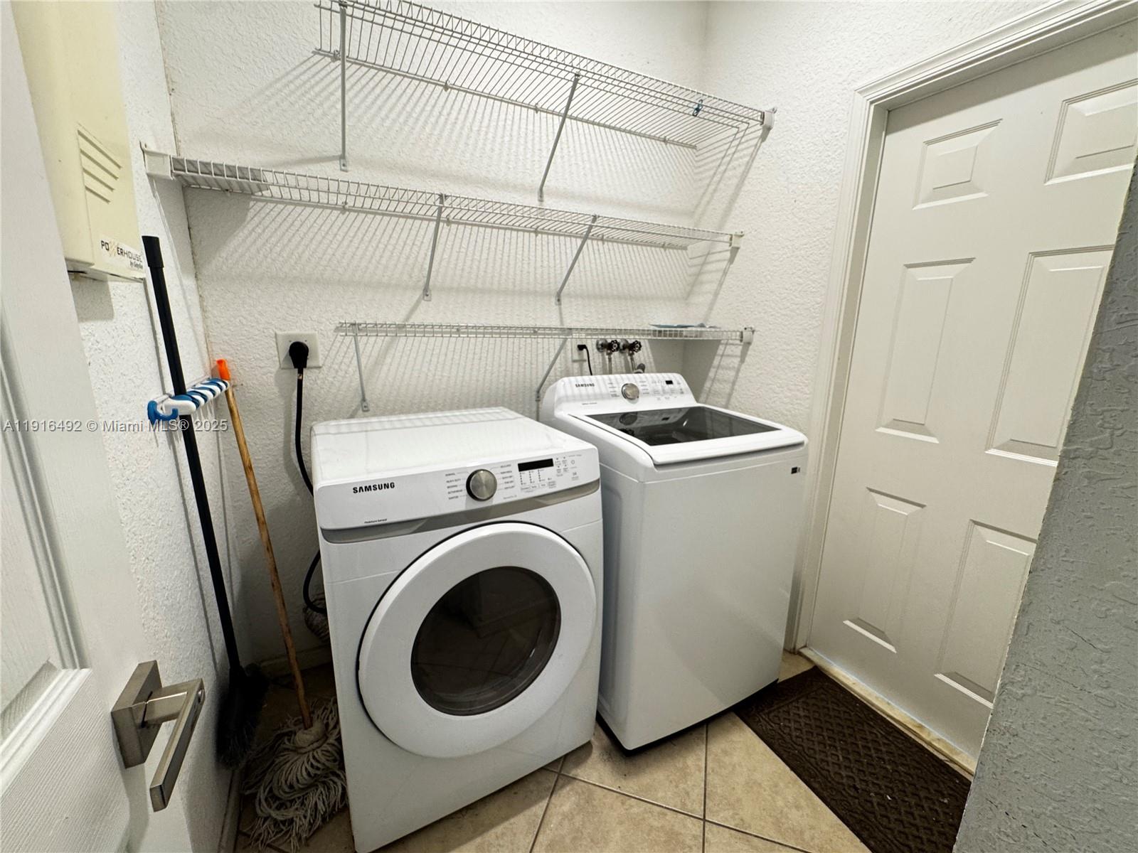 SECTOR 2-PARCELS 12 13 14 - Residential Lease