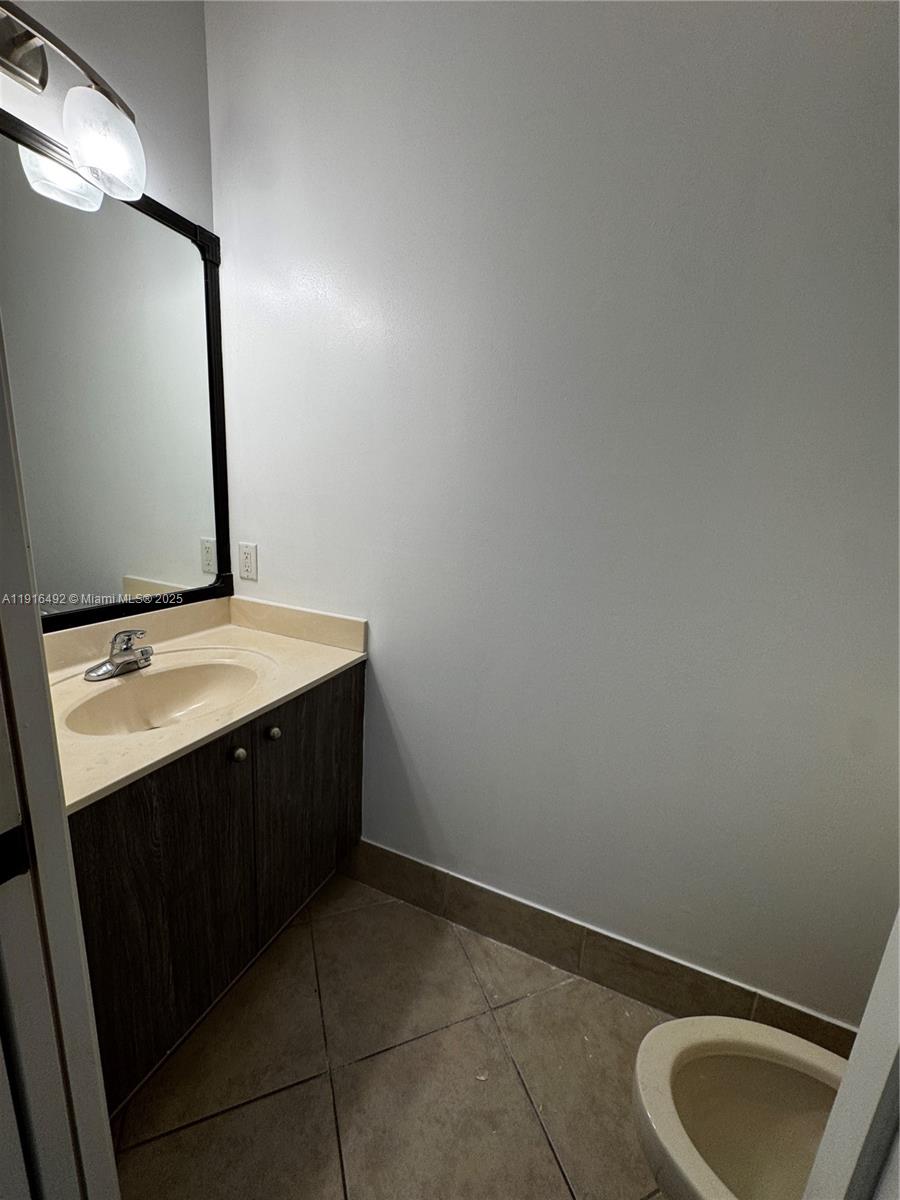 SECTOR 2-PARCELS 12 13 14 - Residential Lease