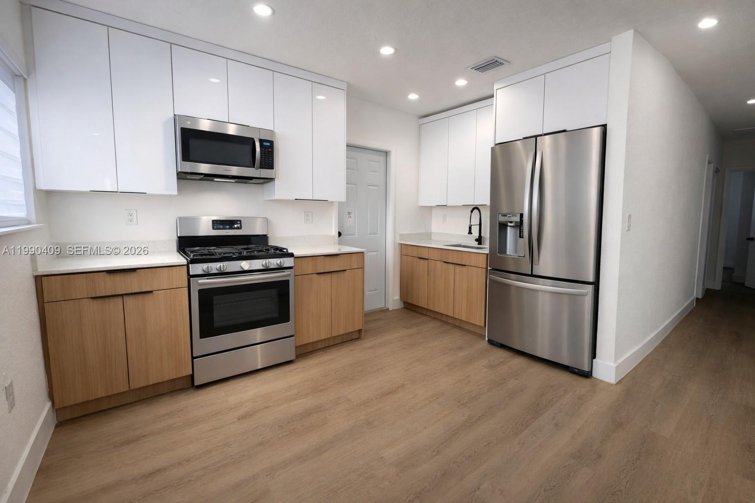 Lincoln Estates - Residential