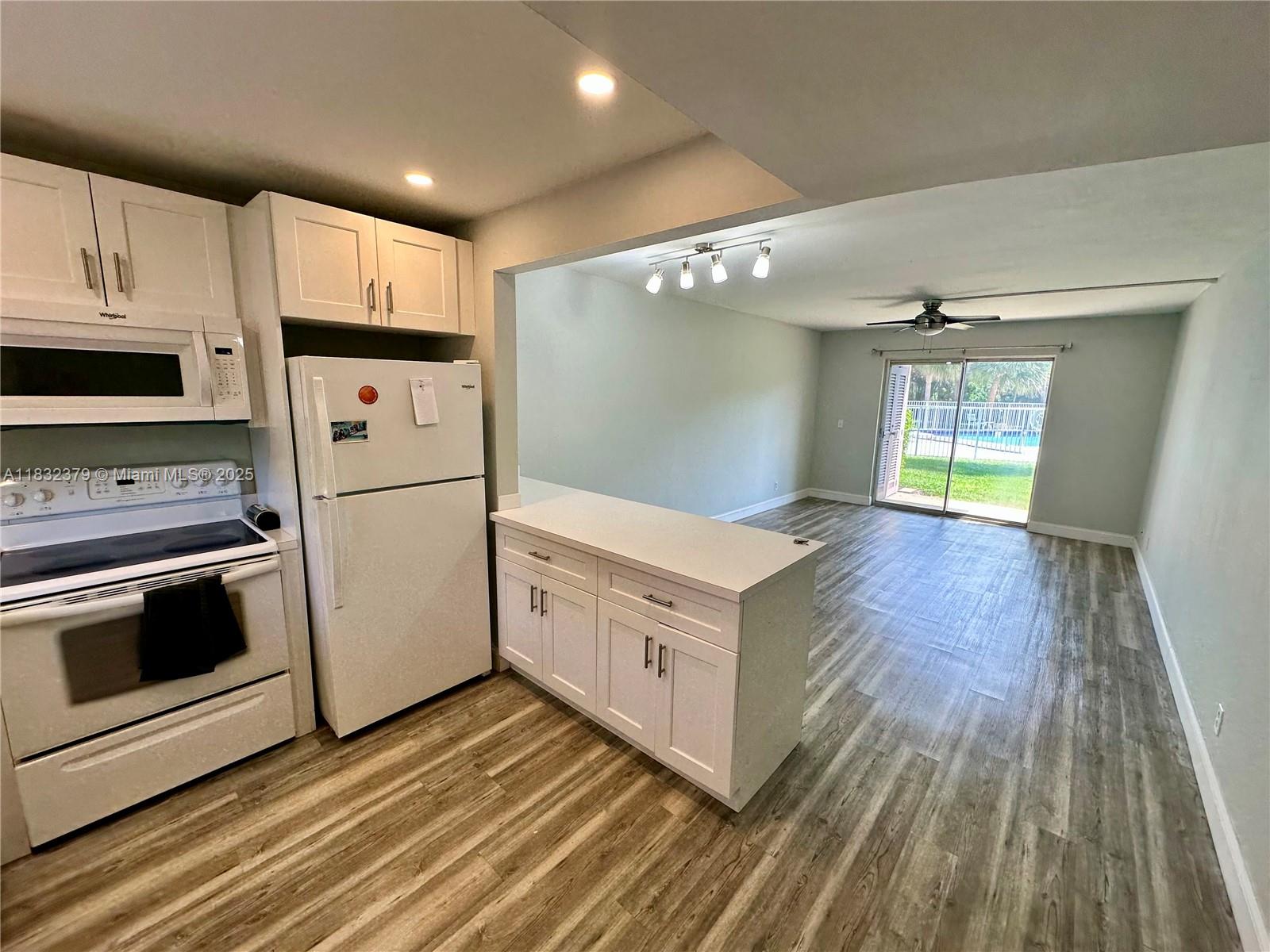 Upgraded & spacious 1 bedroom 1 bathroom featuring an open kitchen concept with breakfast bar and an inviting pool view from the covered porch, walk in closet, in unit storage.
Resort style community, laundry facilities on site. Conveniently close to I-95 and Delray downtown.
Water is included; small pets are allowed.
Do not miss out on this opportunity!