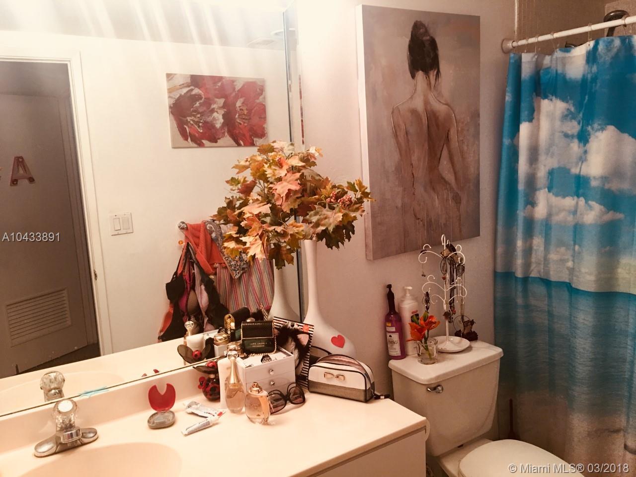 OCEANVIEW BUILDING A COND - Residential Lease