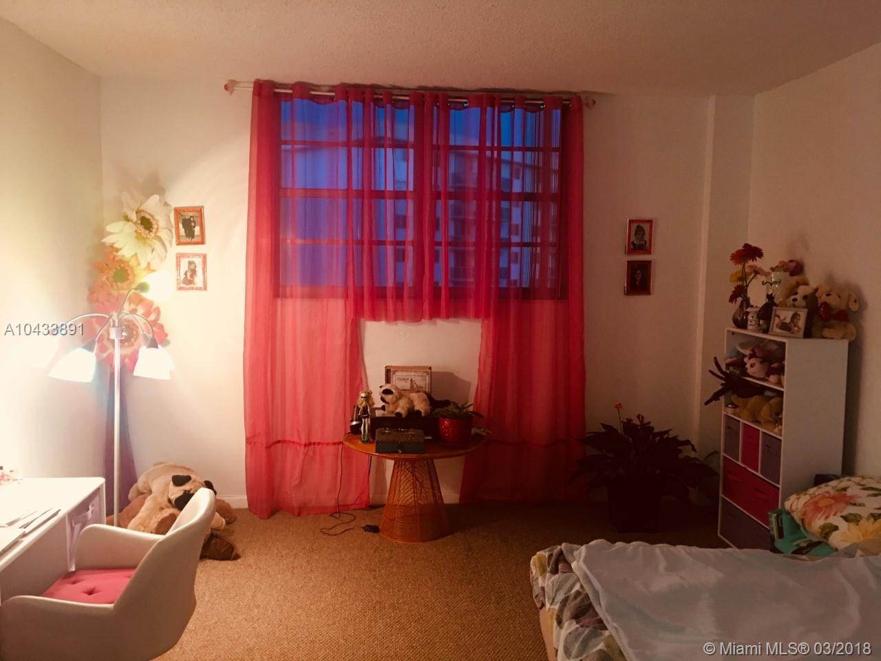 OCEANVIEW BUILDING A COND - Residential Lease