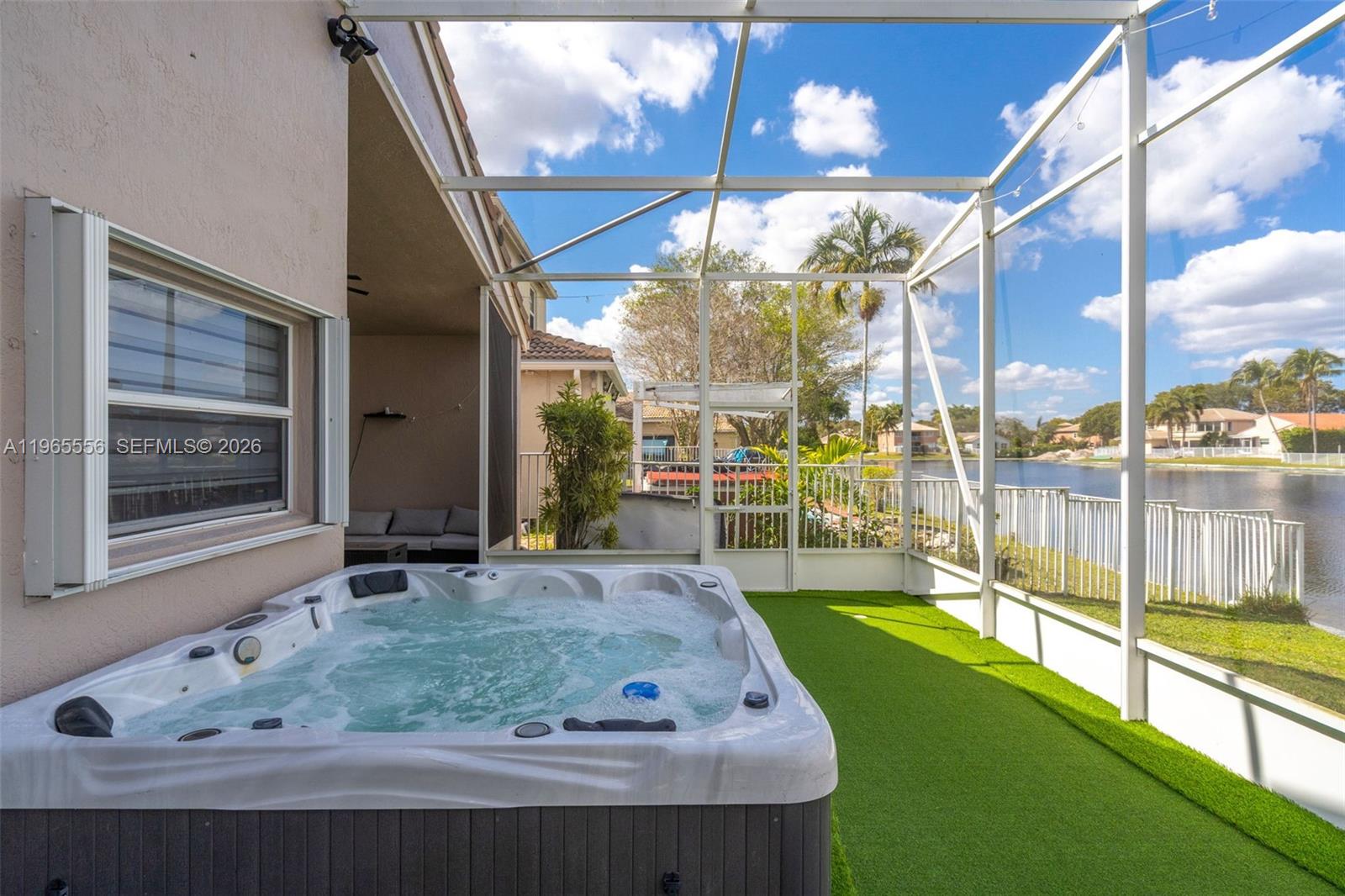 COCOBAY - Residential