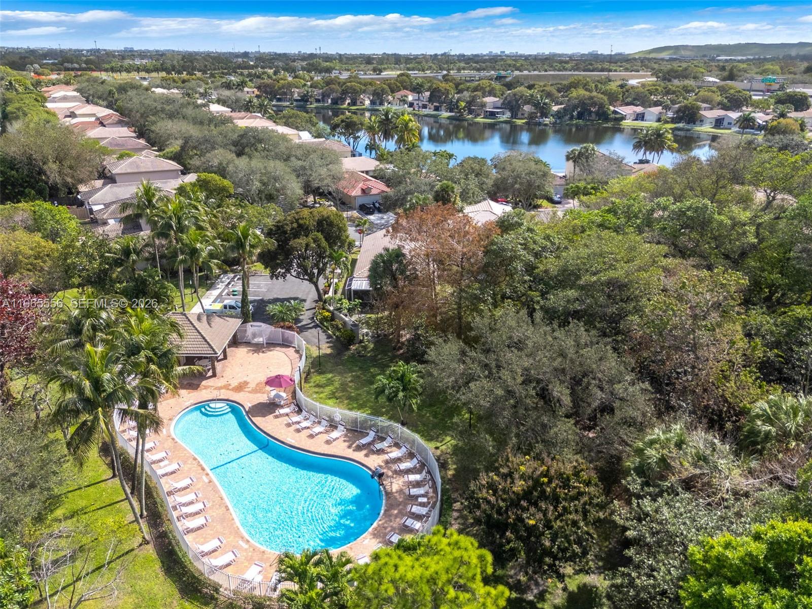 COCOBAY - Residential