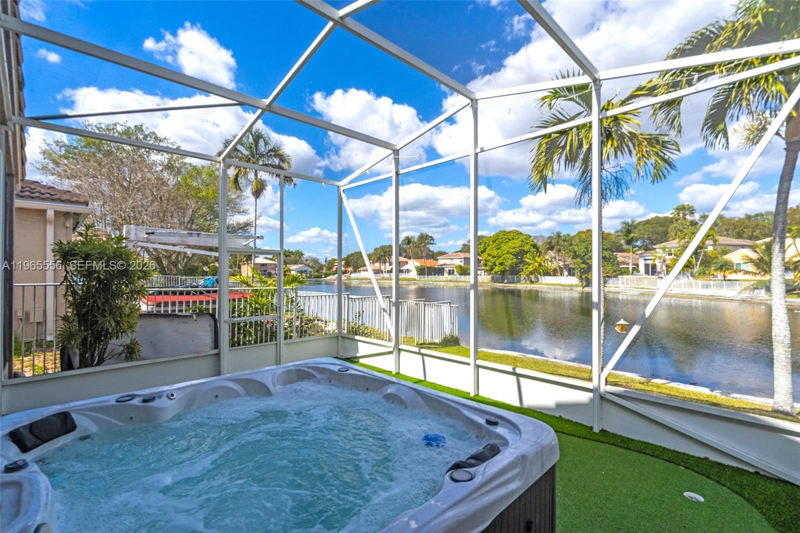 COCOBAY - Residential