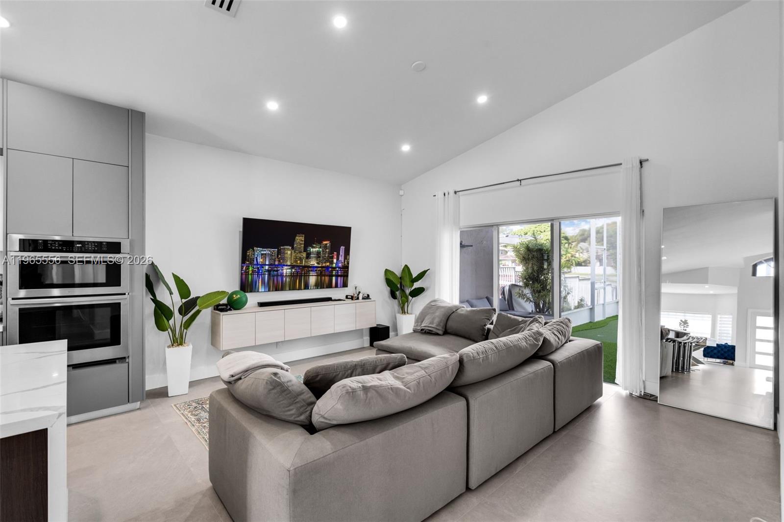 COCOBAY - Residential