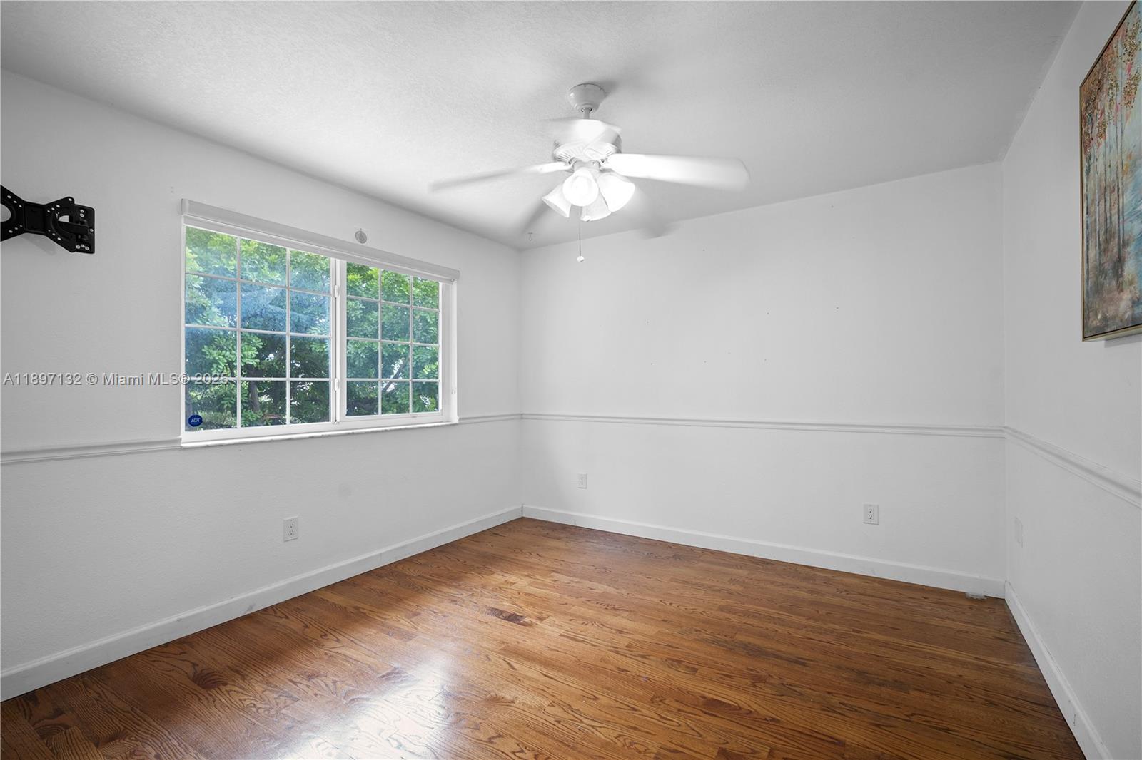 LAKESIDE SOUTH - Residential