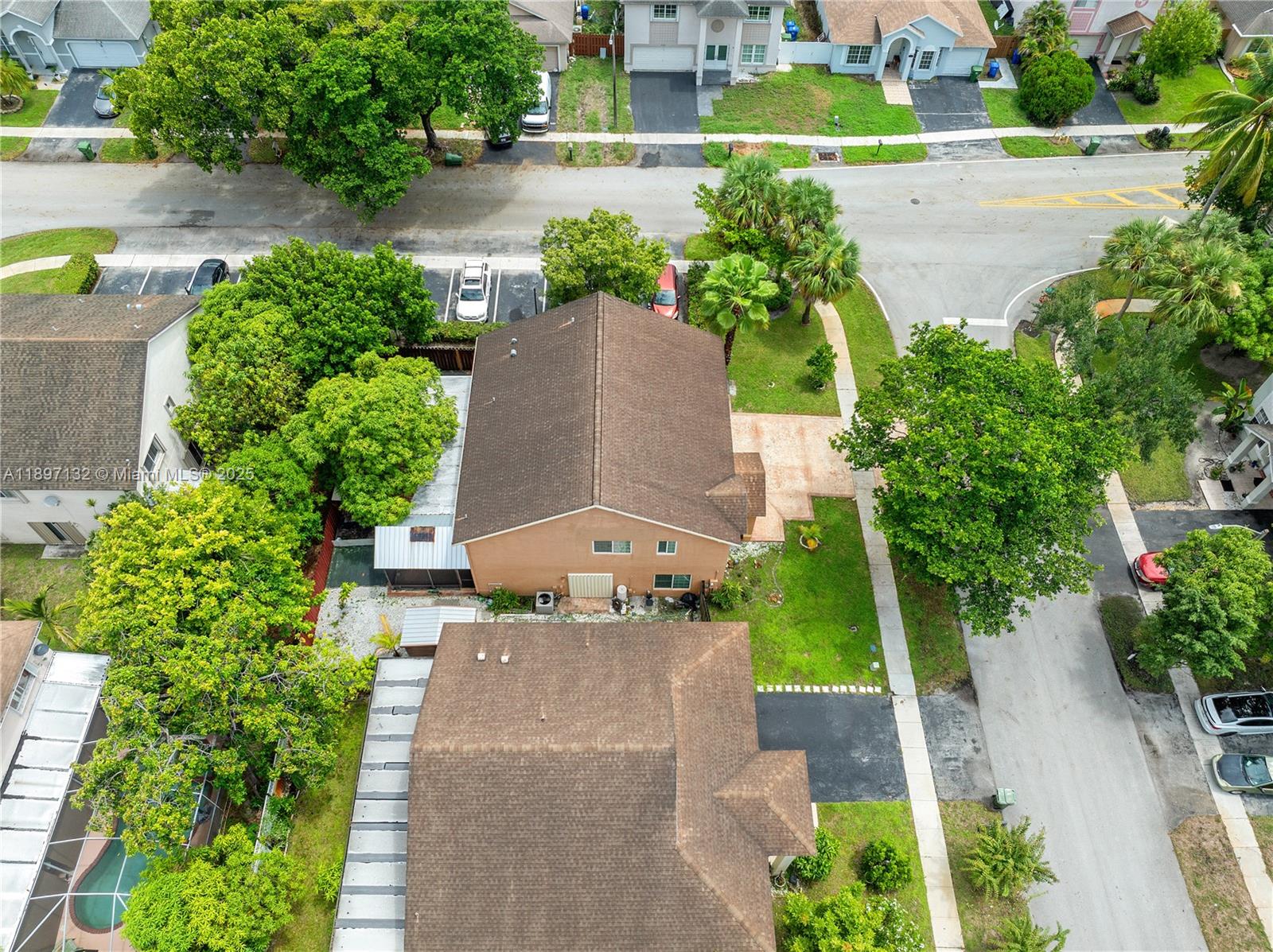 LAKESIDE SOUTH - Residential
