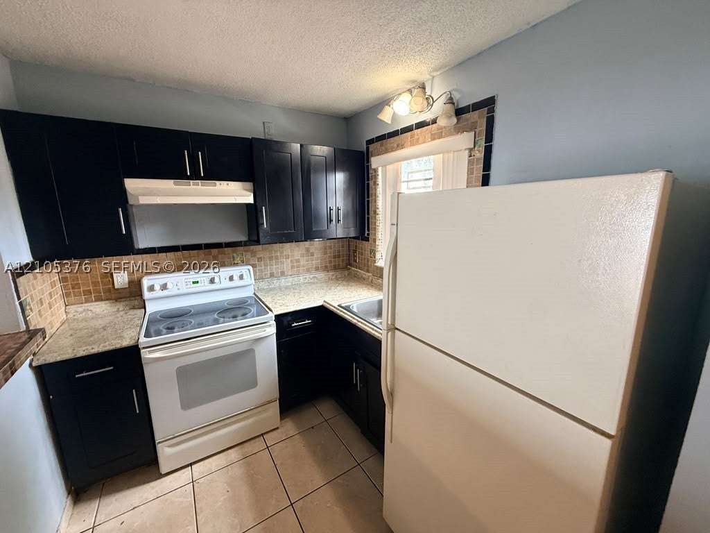 2260 W 55th St 12
