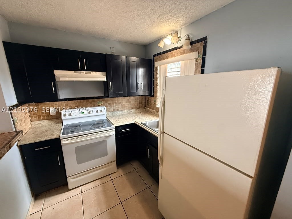 2260 W 55th St 12