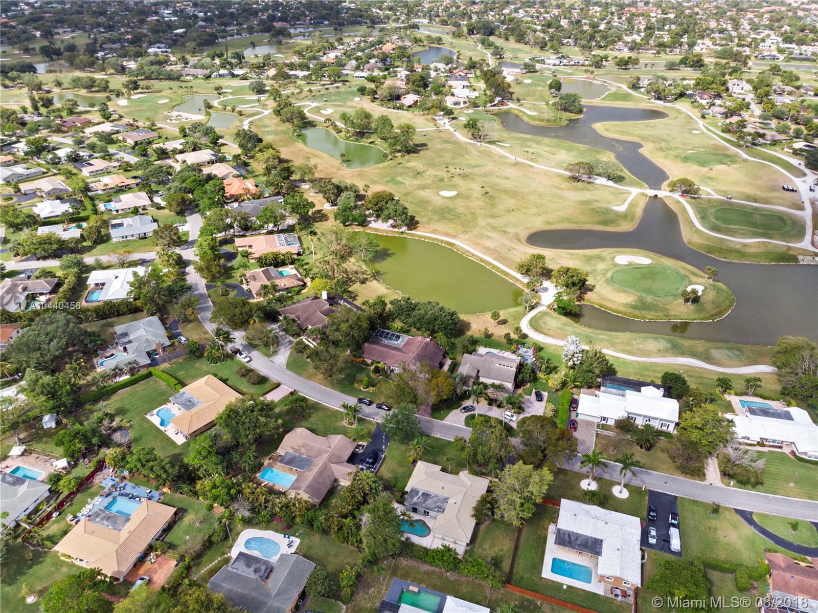 CORAL SPRINGS COUNTRY CLUB - Residential