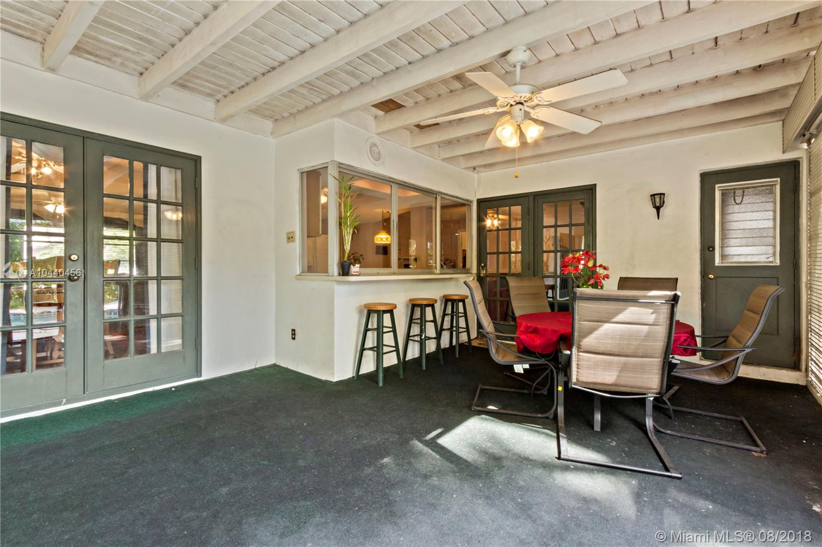 CORAL SPRINGS COUNTRY CLUB - Residential