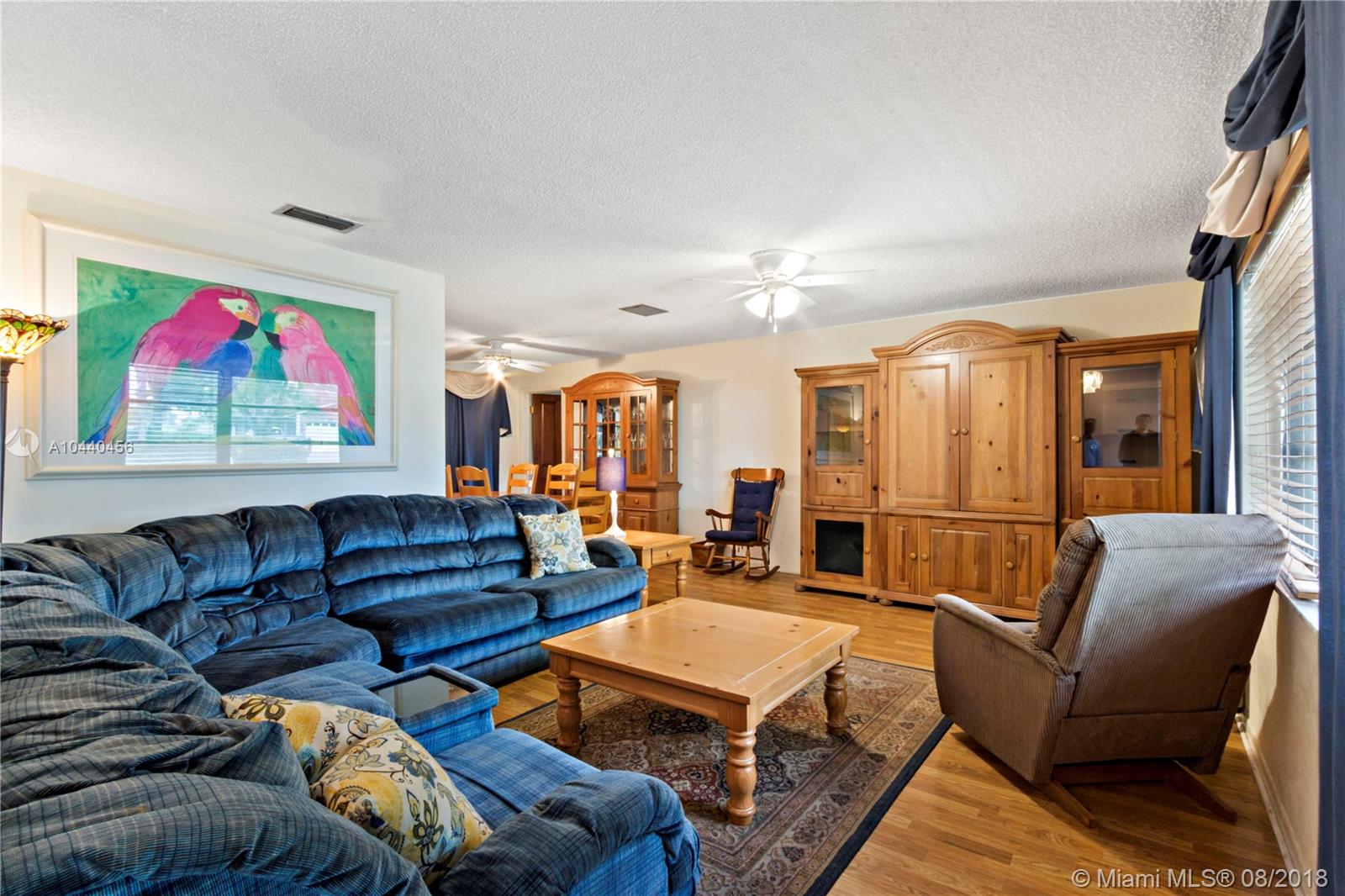 CORAL SPRINGS COUNTRY CLUB - Residential