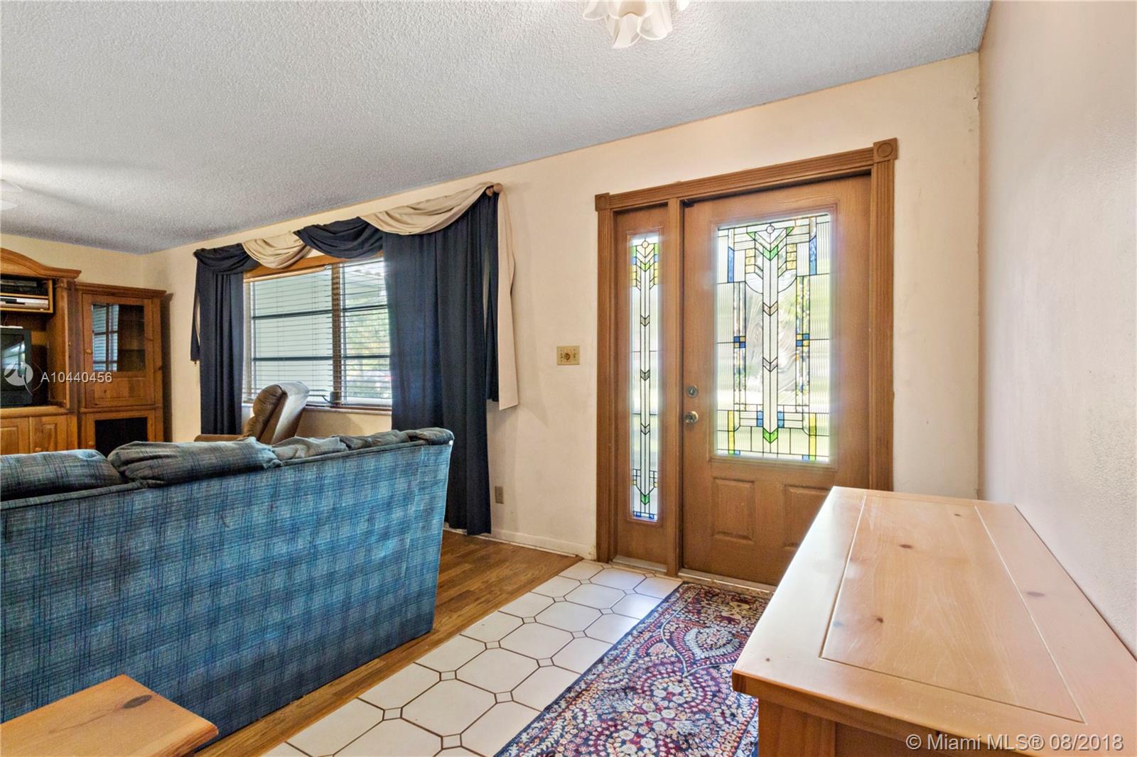 CORAL SPRINGS COUNTRY CLUB - Residential