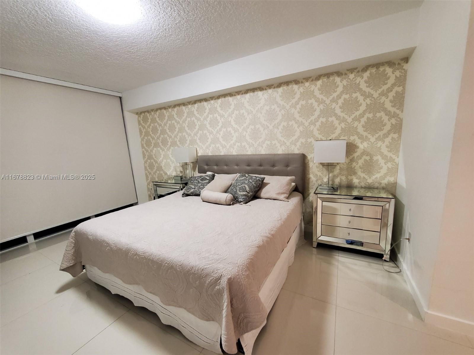 THE BRIDGEWATER CONDO - Residential