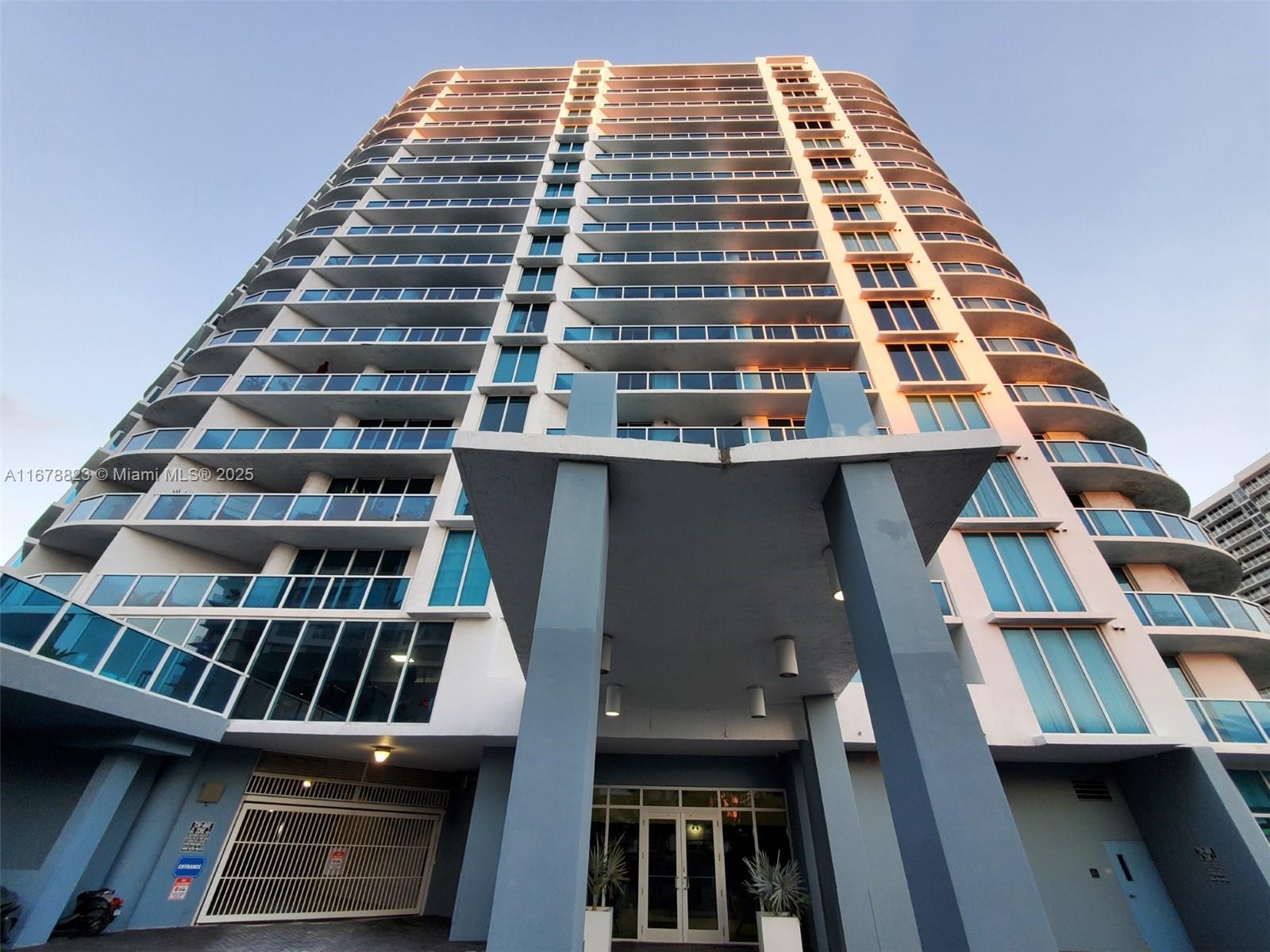 THE BRIDGEWATER CONDO - Residential