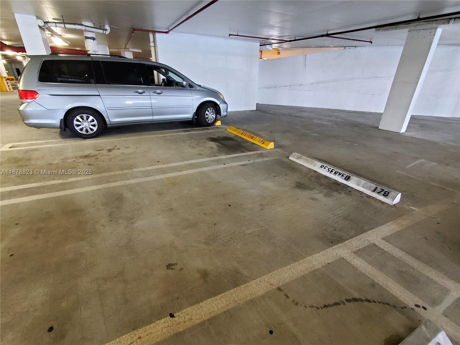 THE BRIDGEWATER CONDO - Residential