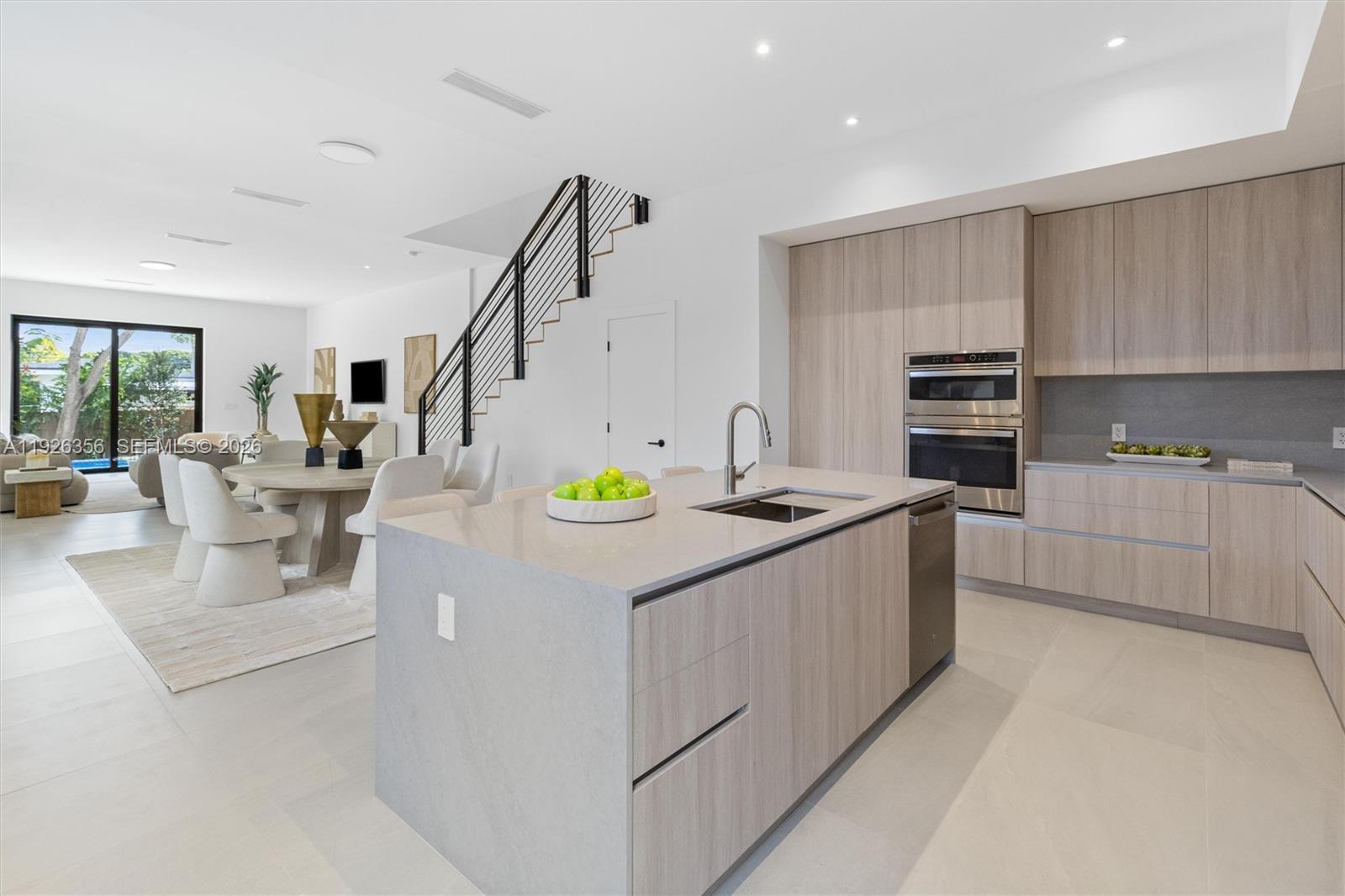 SILVER BLUFF GARDENS - Residential