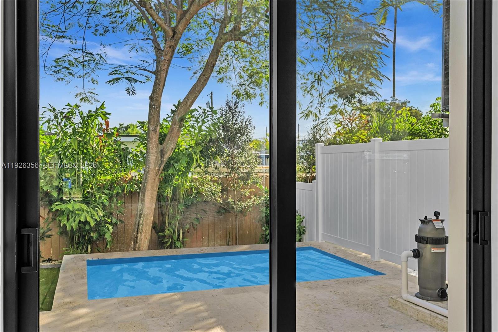 SILVER BLUFF GARDENS - Residential