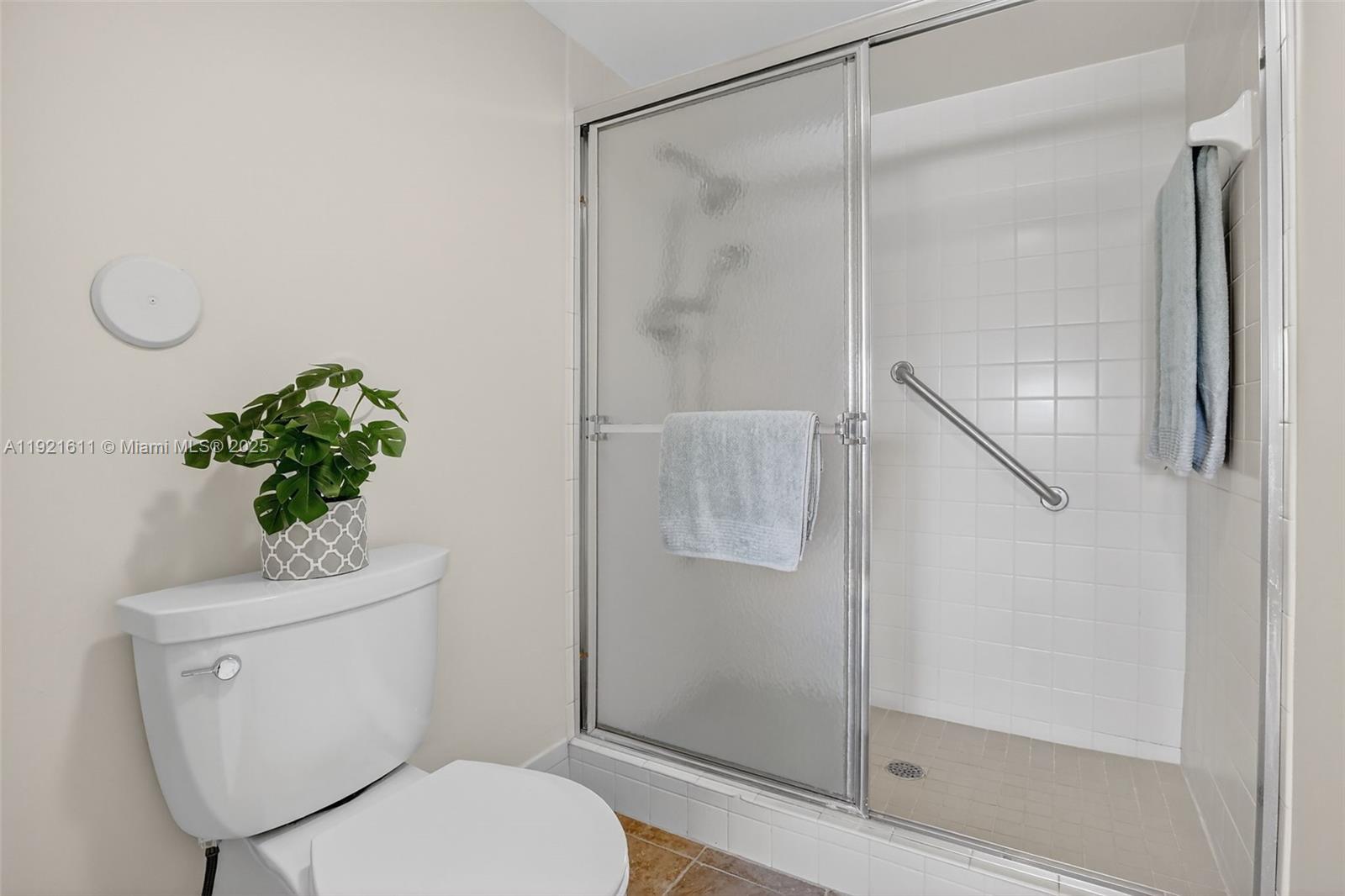 SUFFOLK AT CENTURY VILLAG - Residential