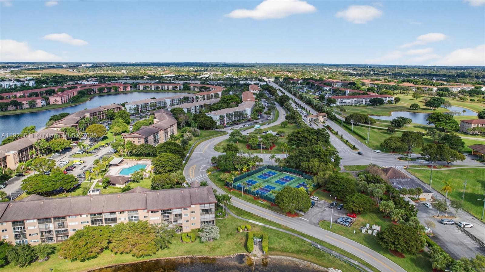 SUFFOLK AT CENTURY VILLAG - Residential