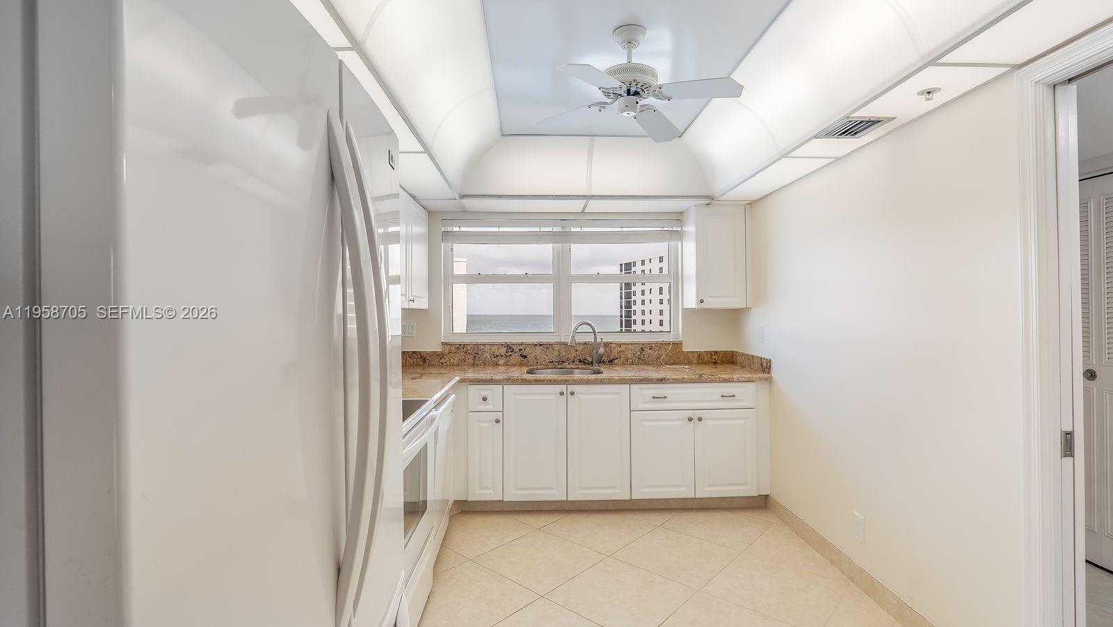 SEAGATE OF HIGHLAND CONDO - Residential