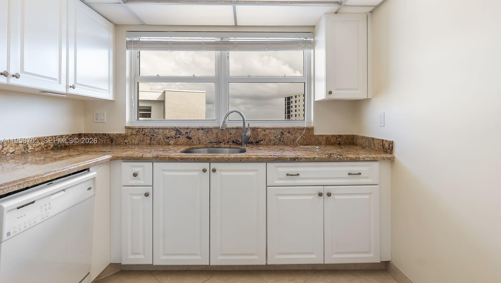 SEAGATE OF HIGHLAND CONDO - Residential