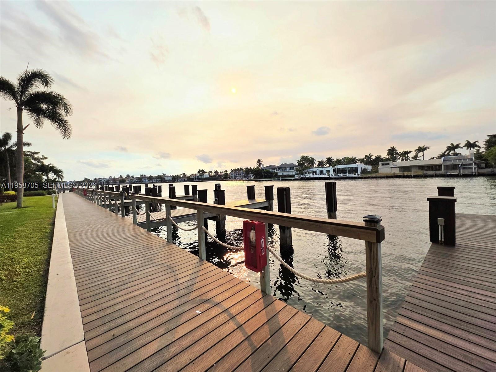 SEAGATE OF HIGHLAND CONDO - Residential