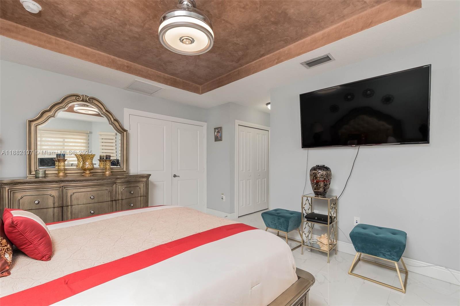 ISABIANCA ESTATES - Residential