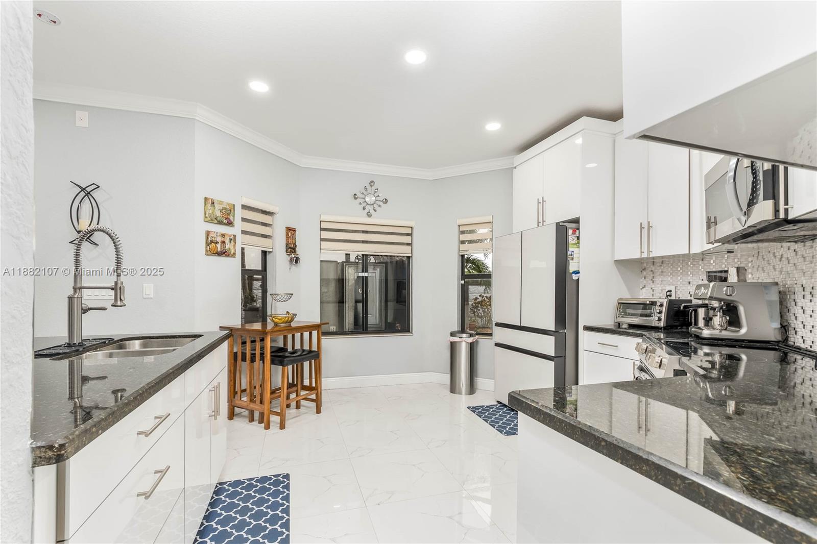 ISABIANCA ESTATES - Residential