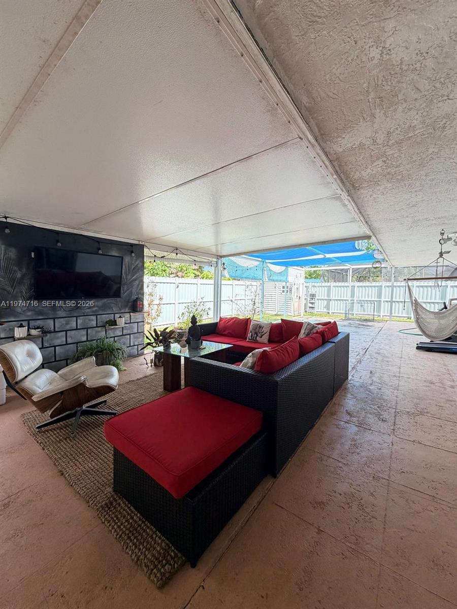 MITCHELL LAKE ESTS 1ST AD - Residential Lease