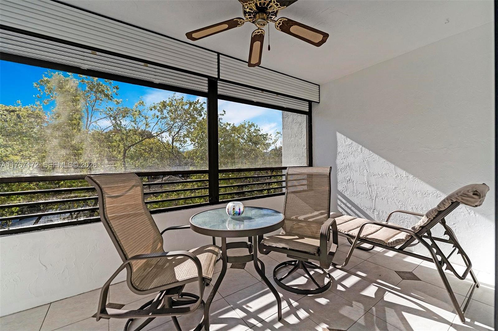 SHERIDAN BY THE BEACH CON - Residential