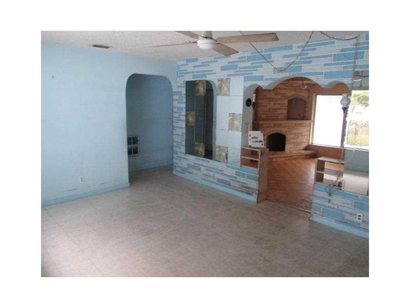 LINWOOD GARDENS 46-5 B - Residential