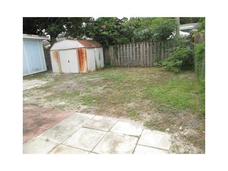 LINWOOD GARDENS 46-5 B - Residential