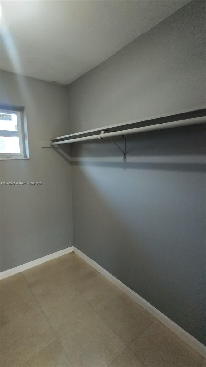 EVERGLADE LAND SALES CO - Residential Income