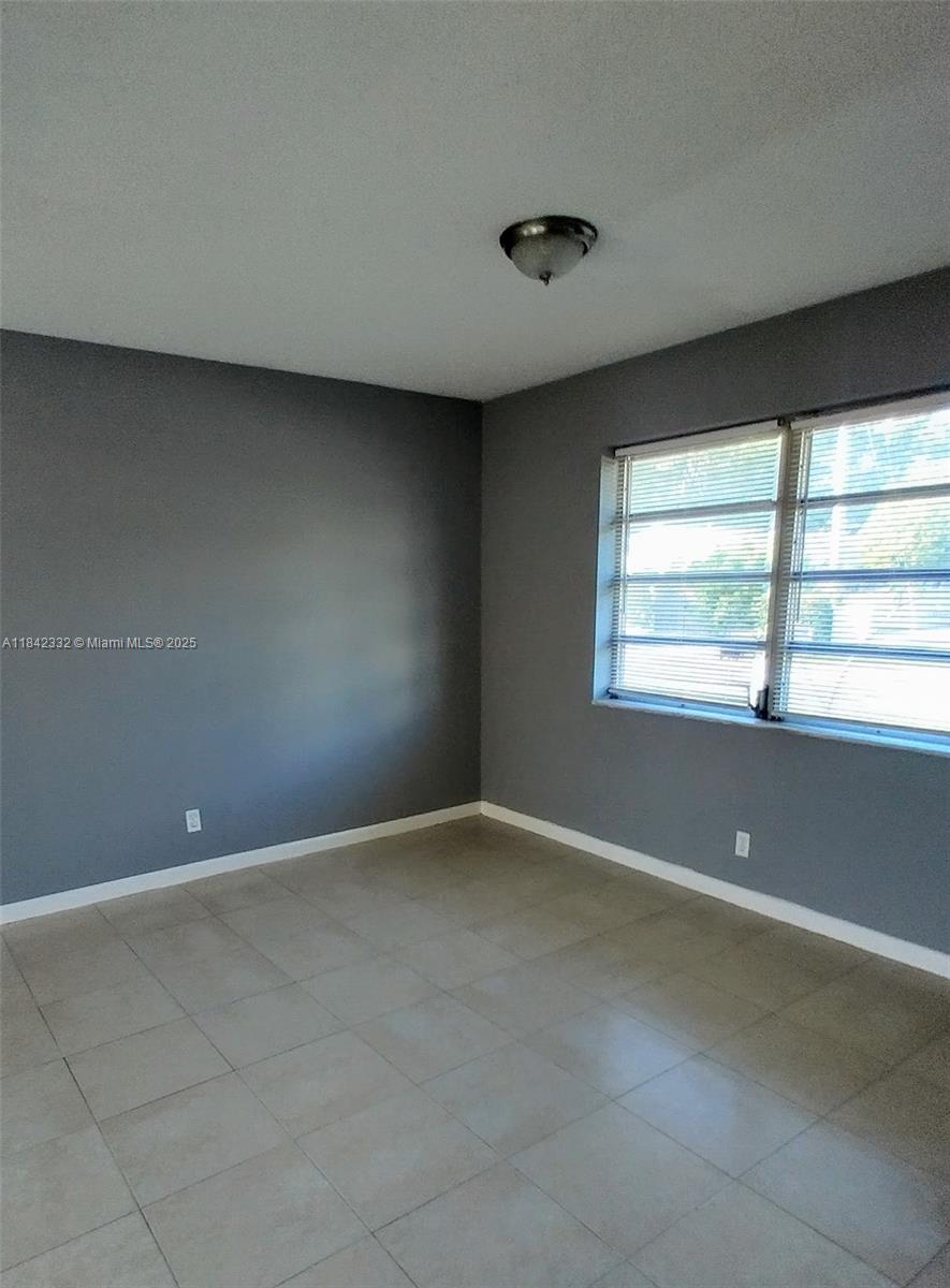 EVERGLADE LAND SALES CO - Residential Income