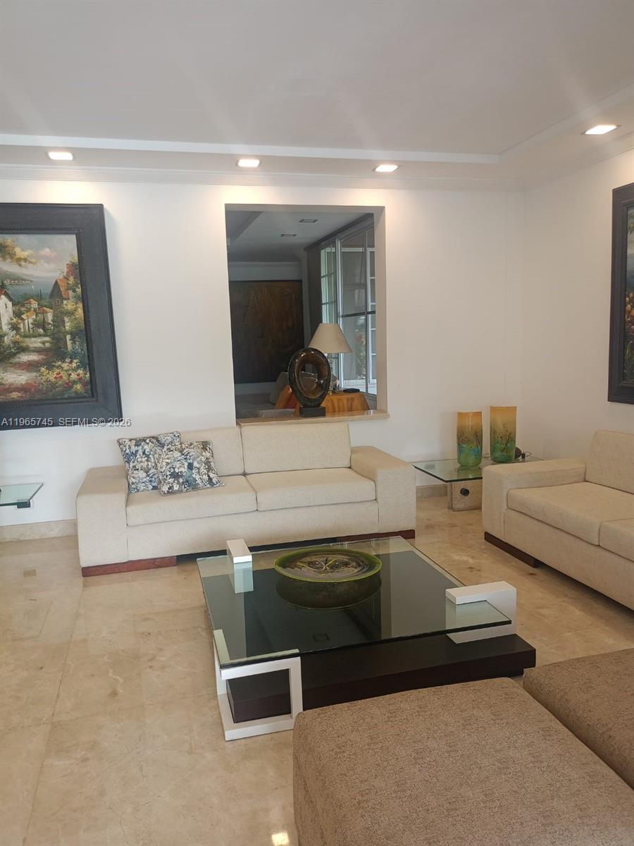 Reserva Del Higueron - Residential