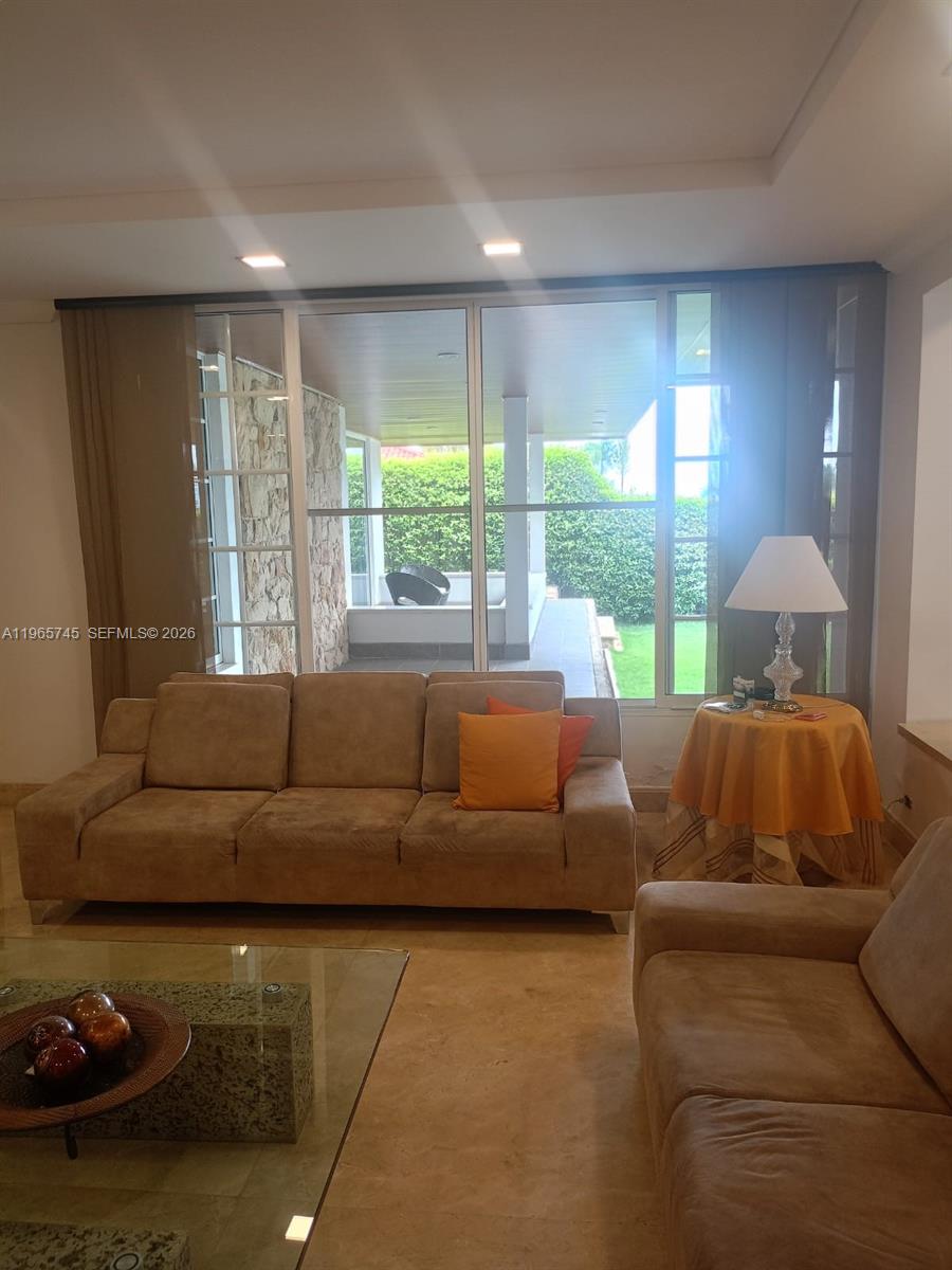 Reserva Del Higueron - Residential