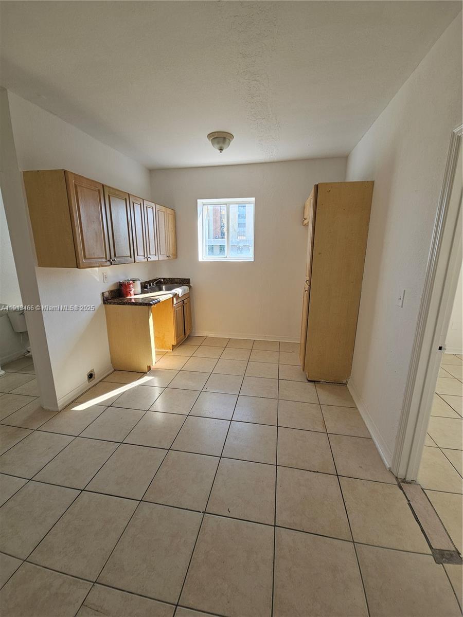 RIVER LOFTS CONDO - Residential Lease