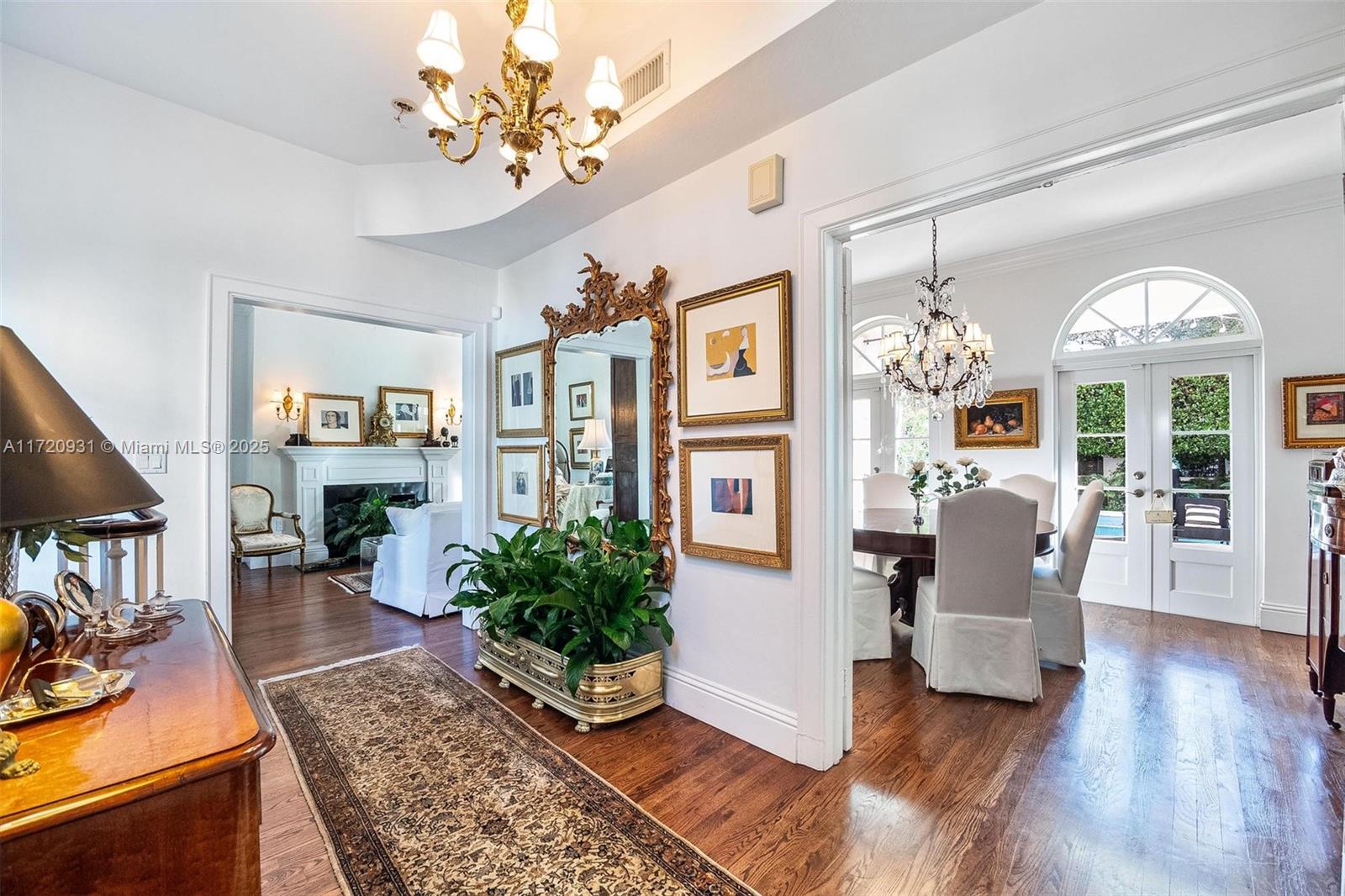 CORAL GABLES RIVIERA SEC - Residential
