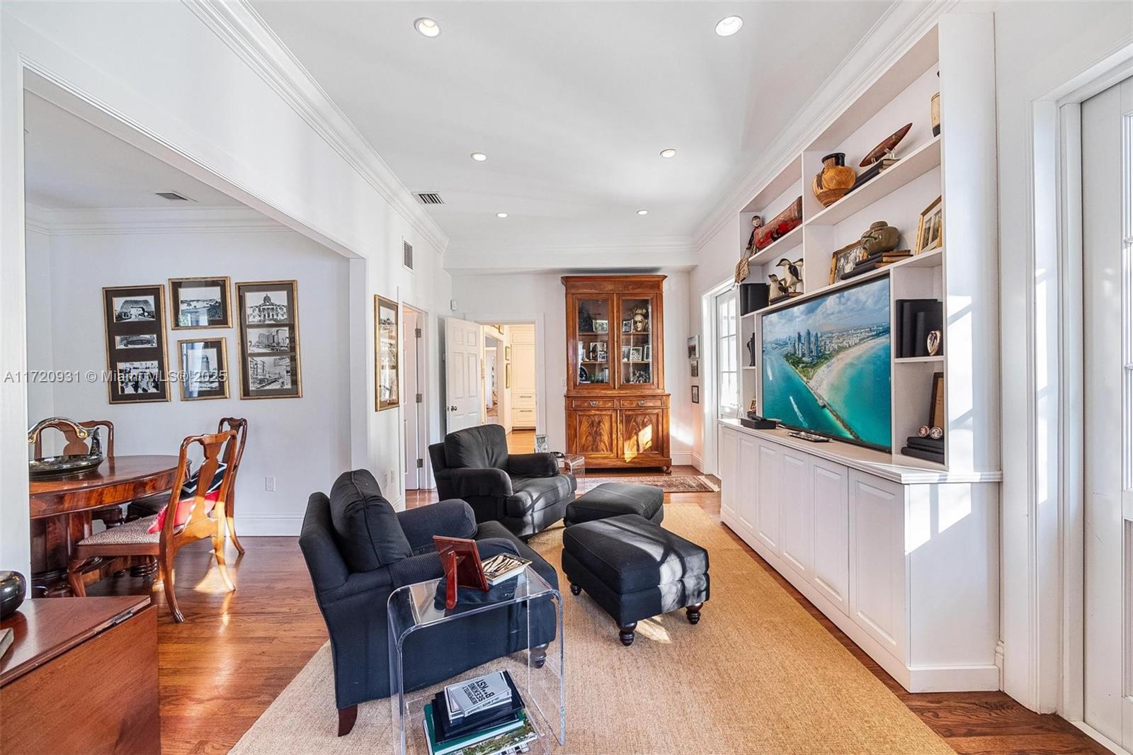 CORAL GABLES RIVIERA SEC - Residential