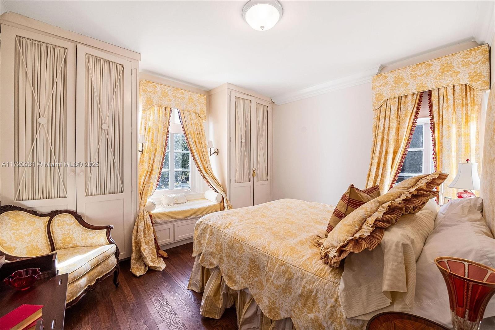 CORAL GABLES RIVIERA SEC - Residential