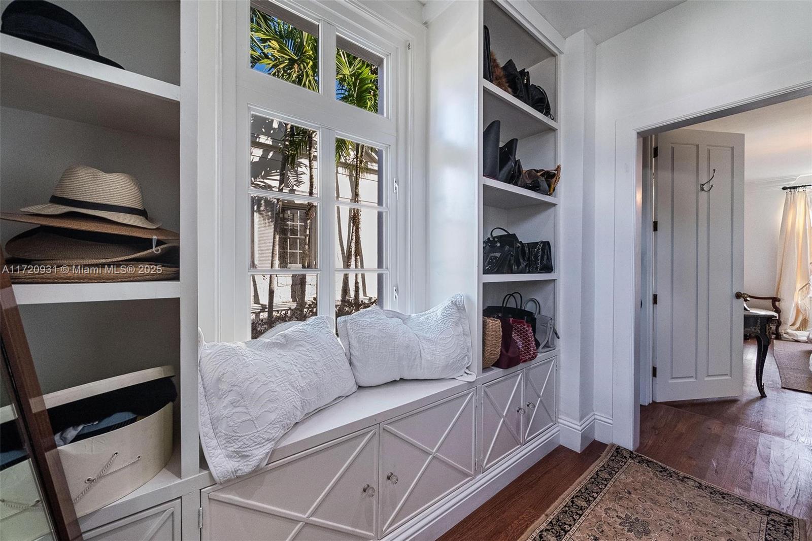 CORAL GABLES RIVIERA SEC - Residential