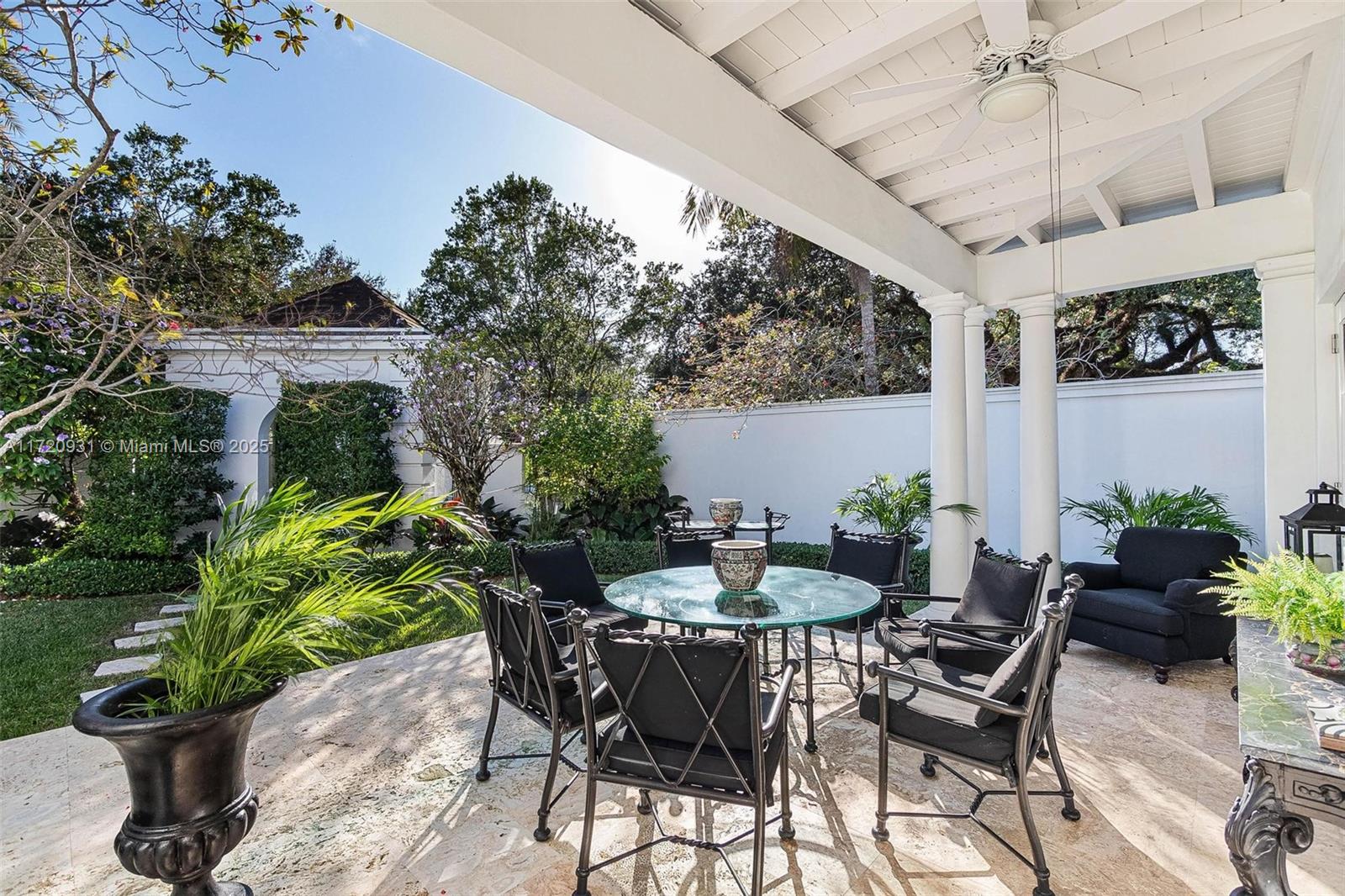 CORAL GABLES RIVIERA SEC - Residential