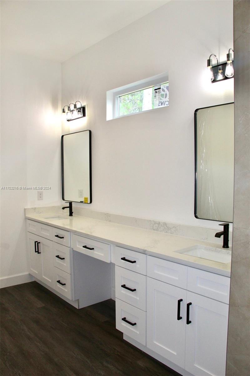 PORT MALABAR - Residential Lease