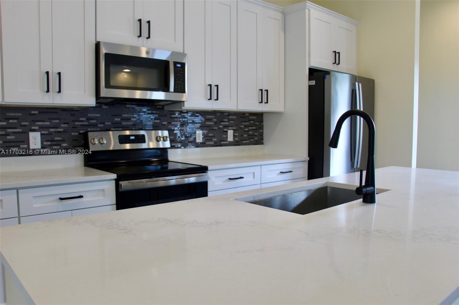 PORT MALABAR - Residential Lease