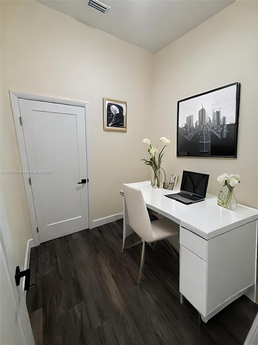 PORT MALABAR - Residential Lease