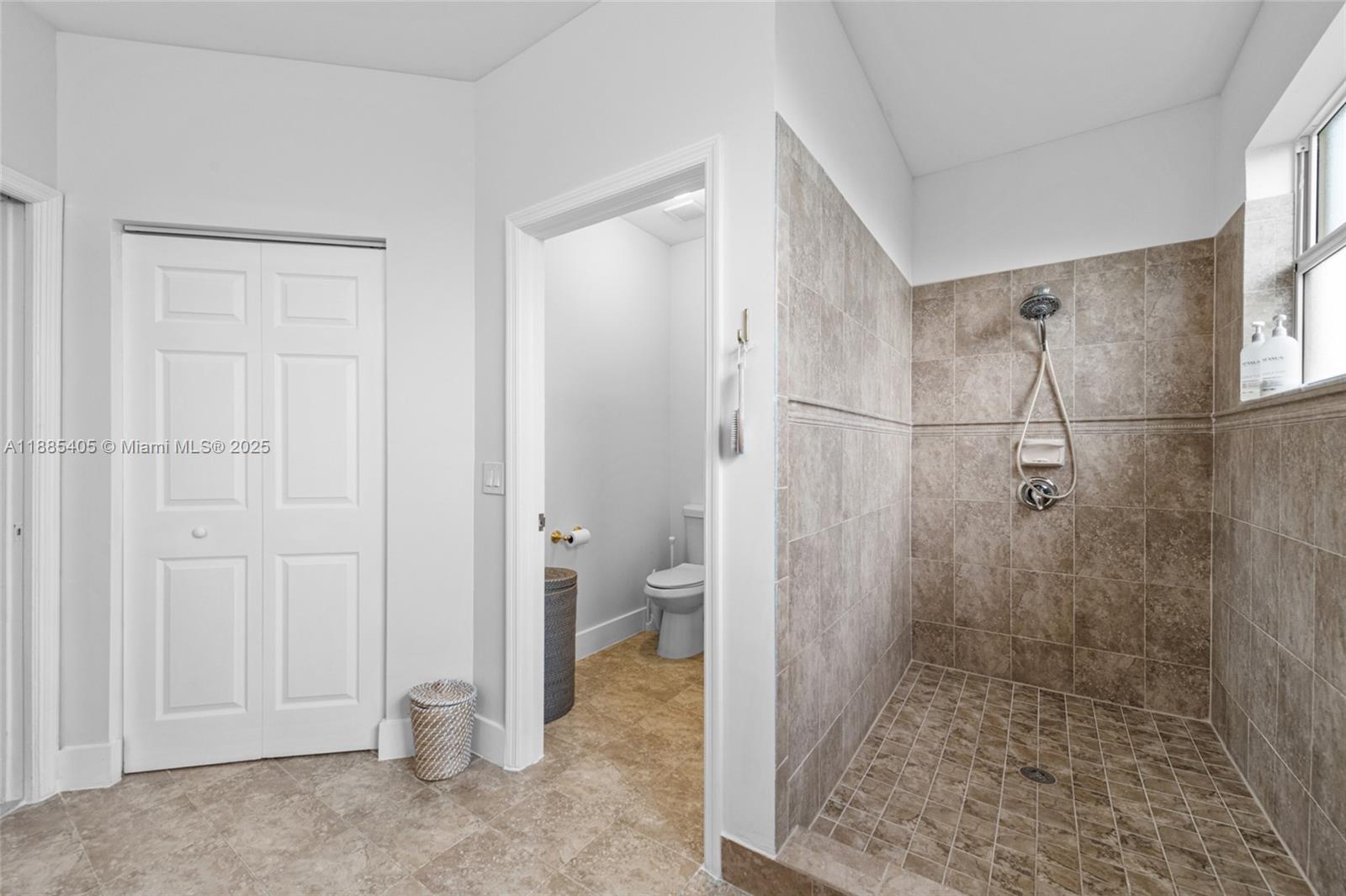 GROVE AT WATERSTONE - Residential