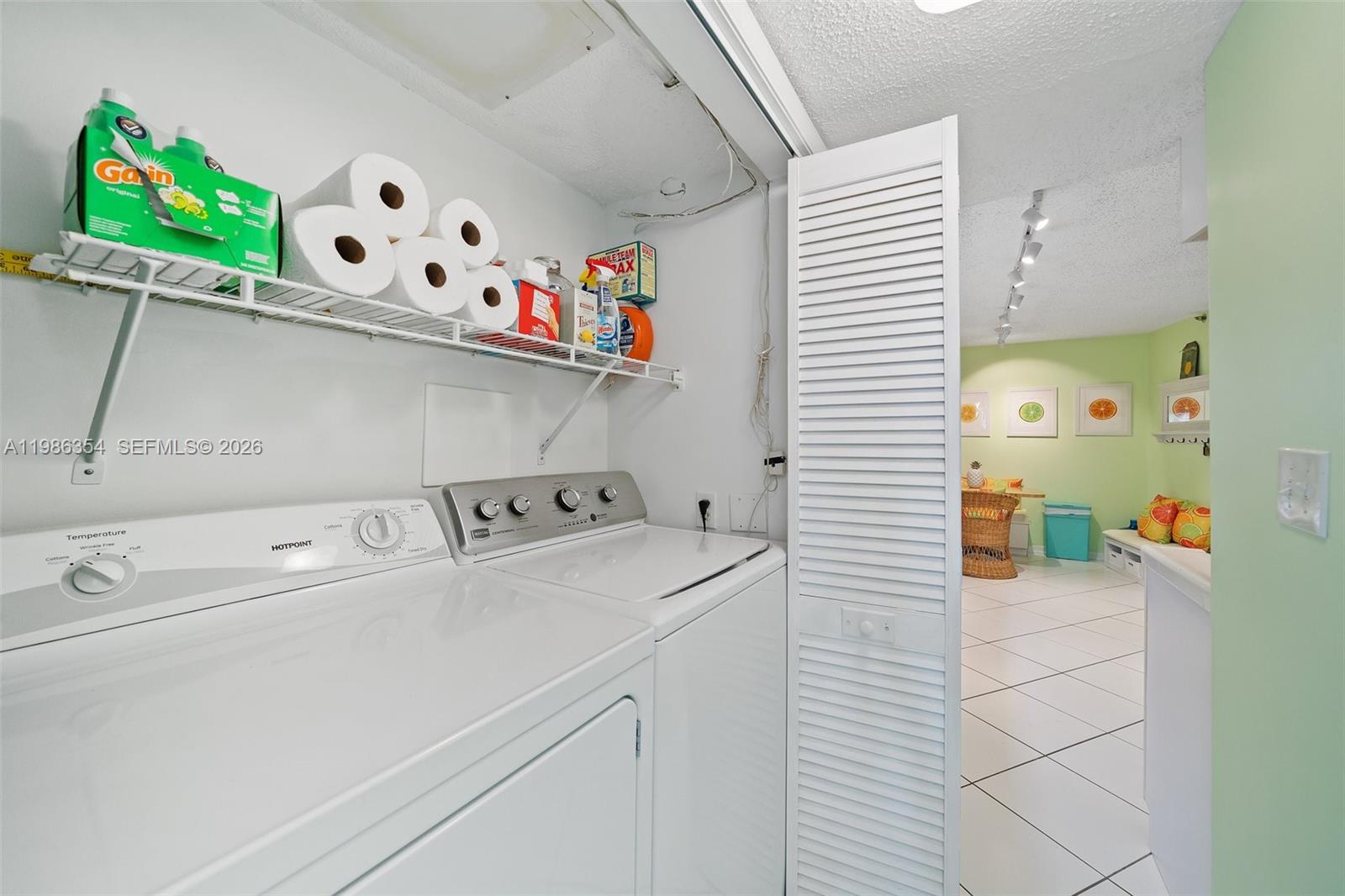 AVALON BEACH CLUB, A COND - Residential Lease